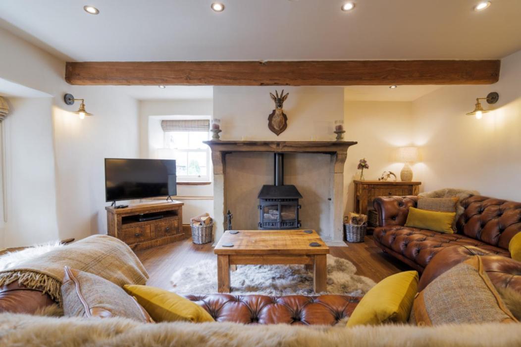 5 Star Cottage On The Green With Log Burner - Dog Friendly Austwick Exteriör bild