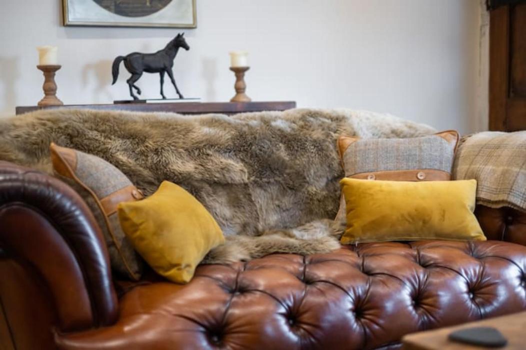 5 Star Cottage On The Green With Log Burner - Dog Friendly Austwick Exteriör bild