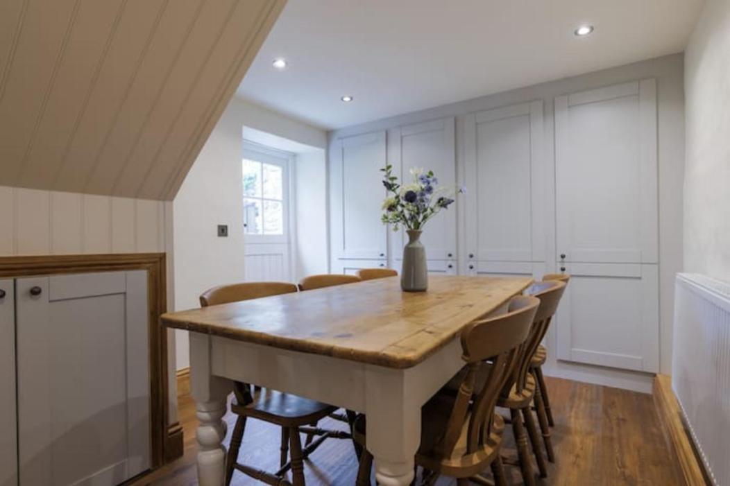 5 Star Cottage On The Green With Log Burner - Dog Friendly Austwick Exteriör bild