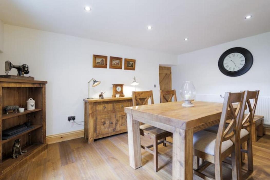 5 Star Cottage On The Green With Log Burner - Dog Friendly Austwick Exteriör bild