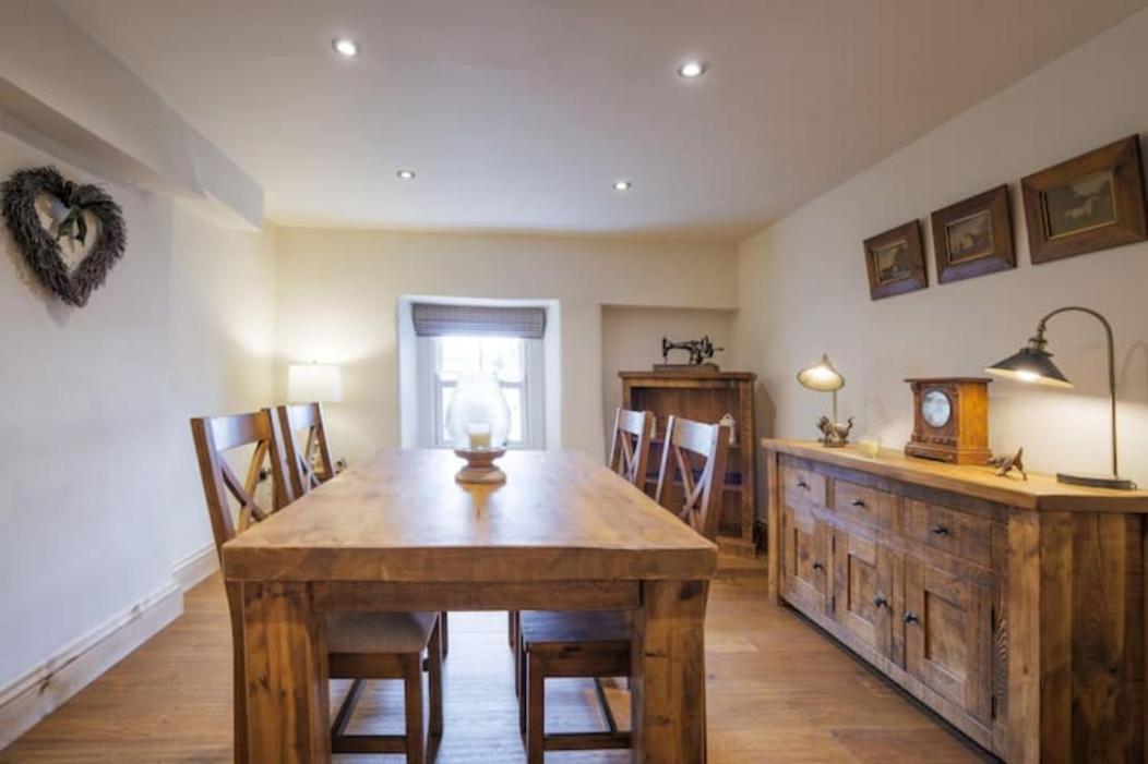 5 Star Cottage On The Green With Log Burner - Dog Friendly Austwick Exteriör bild